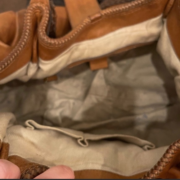 Gucci authentic designer leather handbag. Rare find  gorgeous bag - Picture 5 of 9